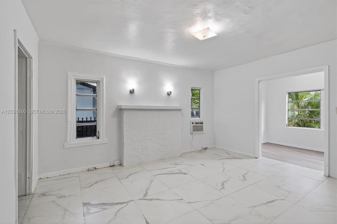 For Sale: $550,000 (3 beds, 1 baths, 1144 Square Feet)
