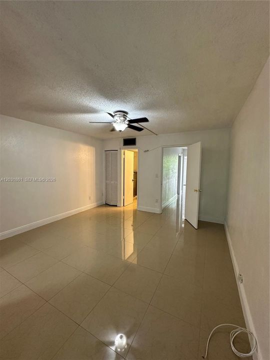 For Rent: $2,200 (2 beds, 2 baths, 1113 Square Feet)