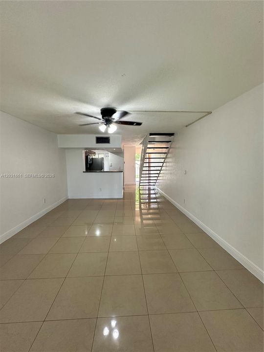 For Rent: $2,200 (2 beds, 2 baths, 1113 Square Feet)