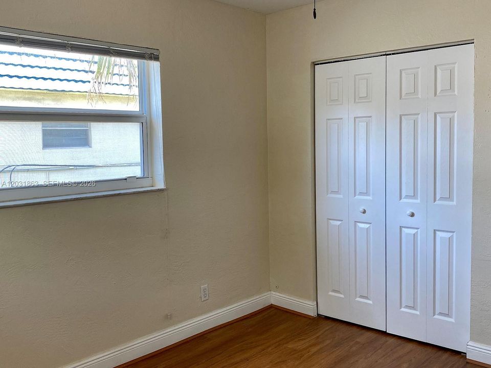 For Rent: $1,875 (2 beds, 1 baths, 750 Square Feet)
