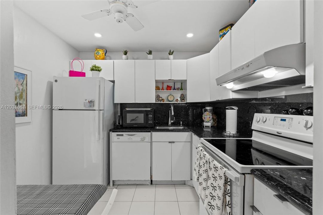 For Sale: $188,500 (1 beds, 1 baths, 0 Square Feet)