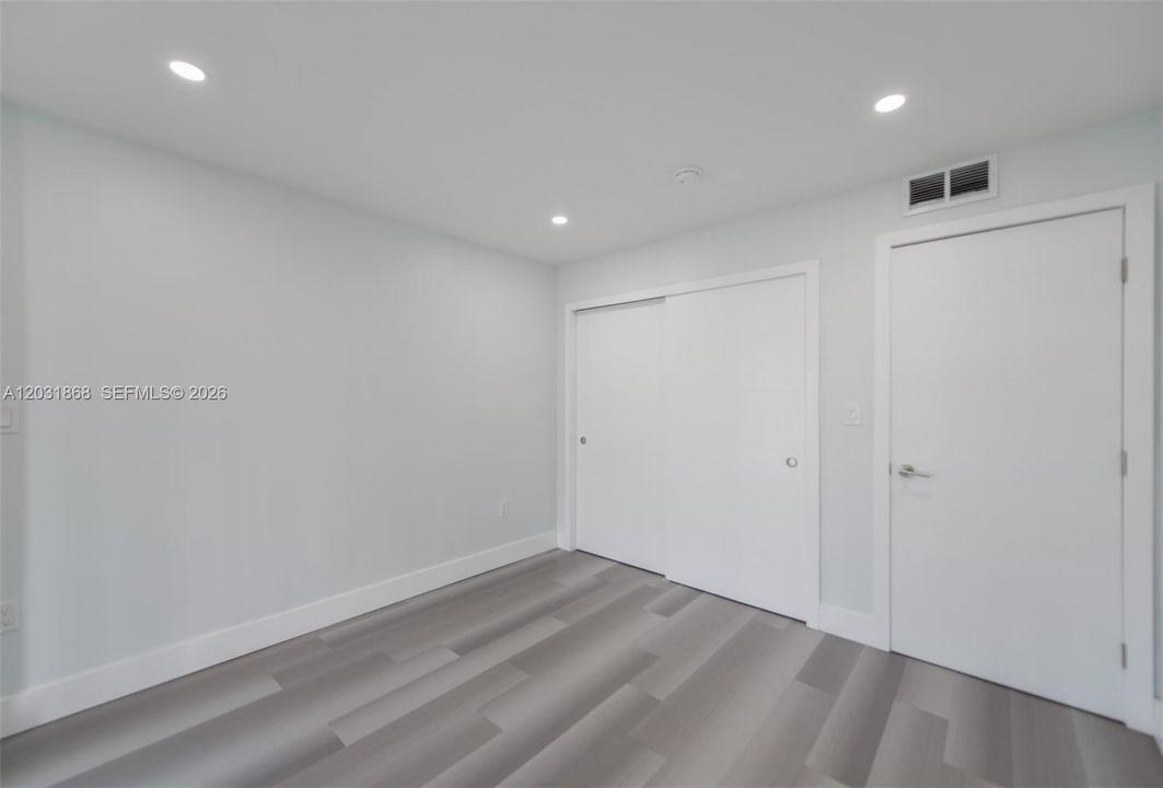В аренду: $2,375 (2 спален, 1 ванн, 767 Квадратных фут)