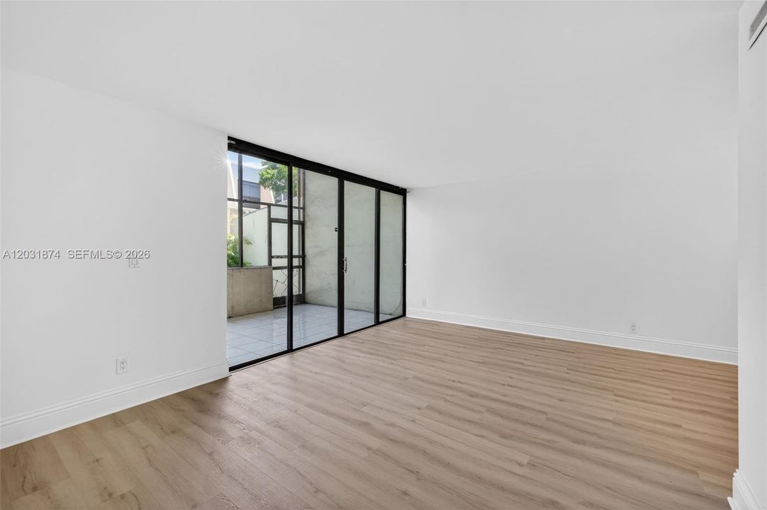 For Sale: $395,500 (3 beds, 2 baths, 1330 Square Feet)