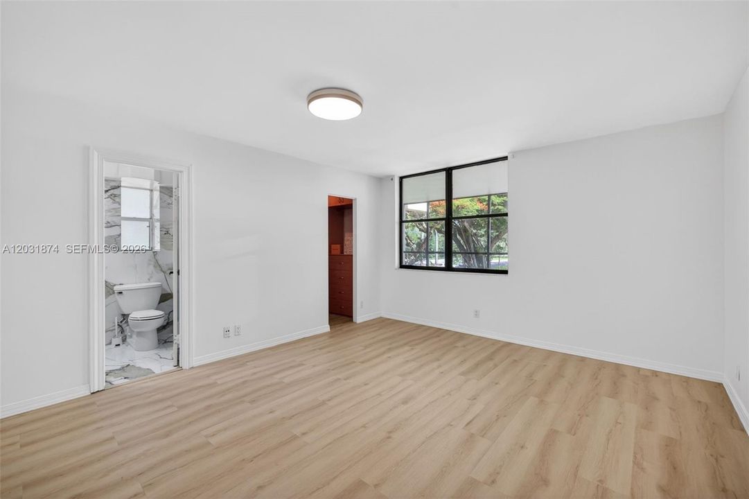 For Sale: $395,500 (3 beds, 2 baths, 1330 Square Feet)