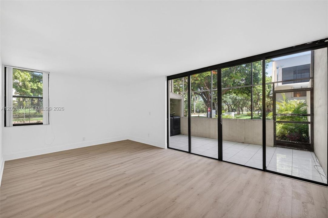 For Sale: $395,500 (3 beds, 2 baths, 1330 Square Feet)