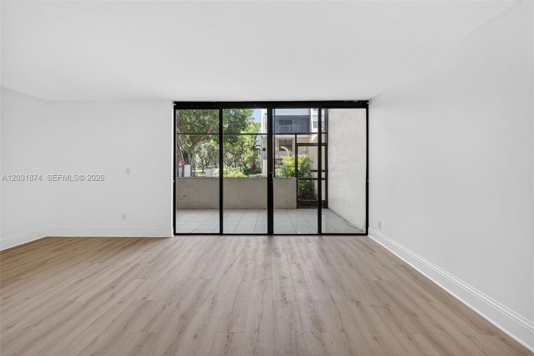 For Sale: $395,500 (3 beds, 2 baths, 1330 Square Feet)