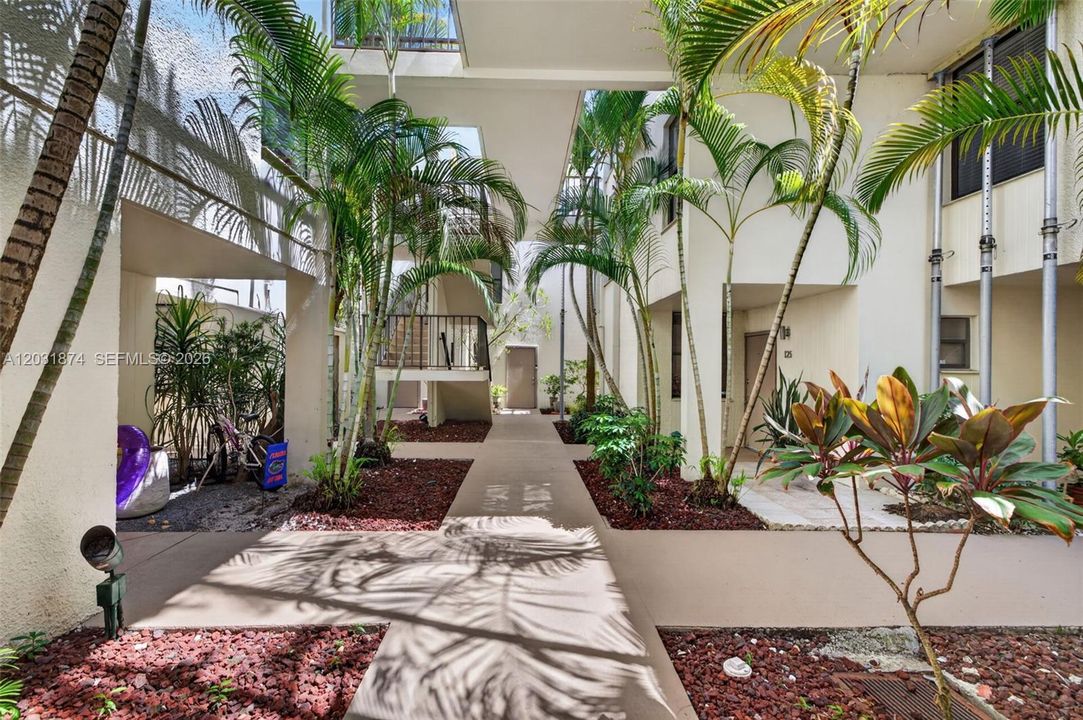For Sale: $395,500 (3 beds, 2 baths, 1330 Square Feet)