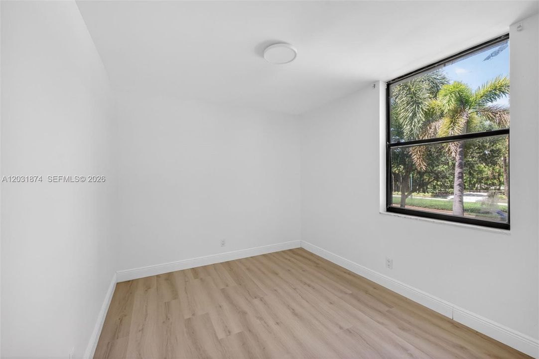 For Sale: $395,500 (3 beds, 2 baths, 1330 Square Feet)
