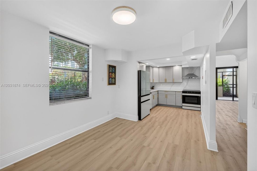 For Sale: $395,500 (3 beds, 2 baths, 1330 Square Feet)