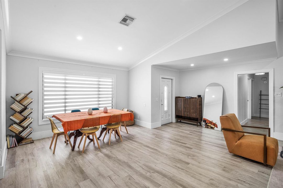 005-18235104thTerraceSouth-BocaRaton-FL-