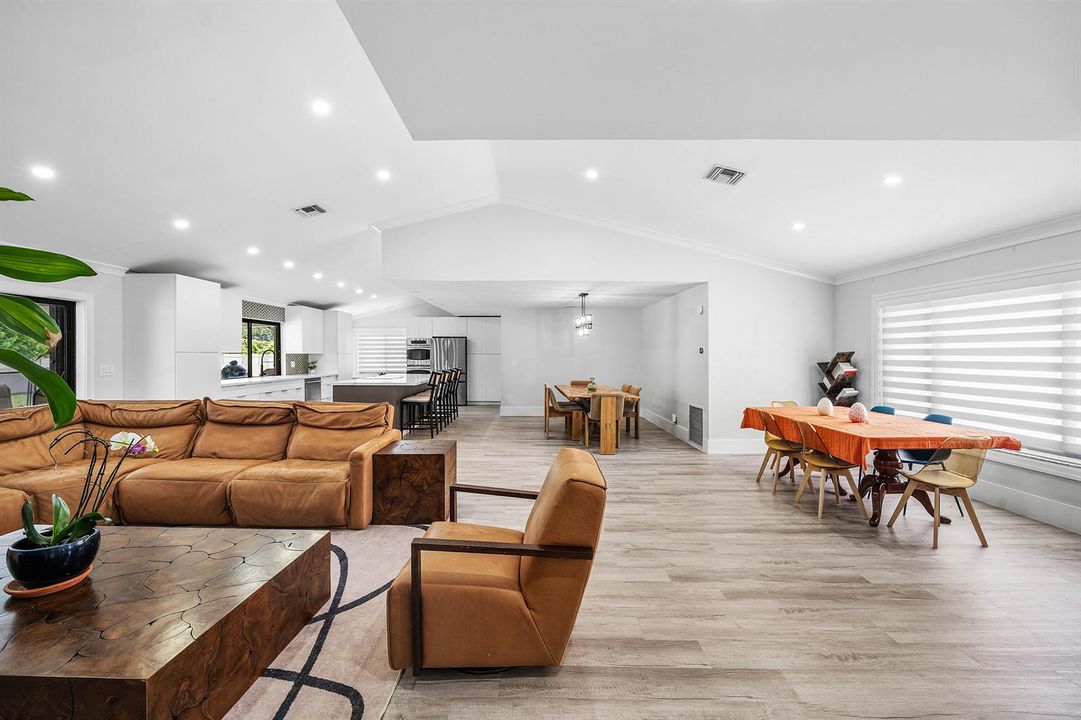 008-18235104thTerraceSouth-BocaRaton-FL-