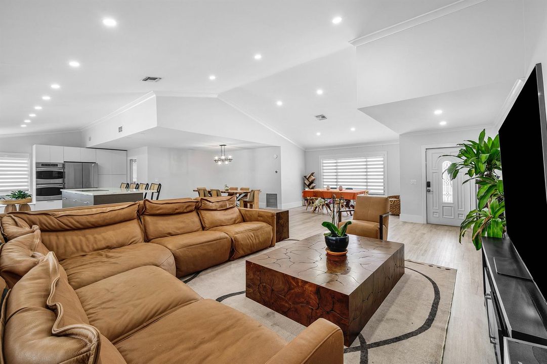 010-18235104thTerraceSouth-BocaRaton-FL-