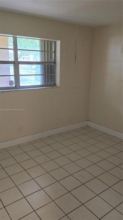 For Rent: $2,400 (2 beds, 2 baths, 1116 Square Feet)