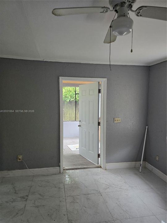 En Renta: $1,500 (1 camas, 1 baños, 3575 Pies cuadrados)