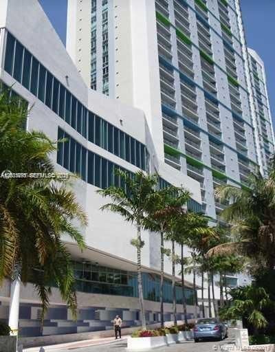 For Sale: $429,000 (1 beds, 1 baths, 846 Square Feet)