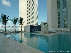 For Sale: $429,000 (1 beds, 1 baths, 846 Square Feet)