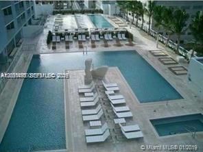For Sale: $429,000 (1 beds, 1 baths, 846 Square Feet)