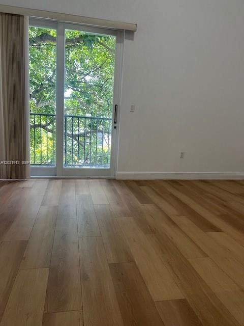 For Rent: $2,300 (1 beds, 1 baths, 695 Square Feet)