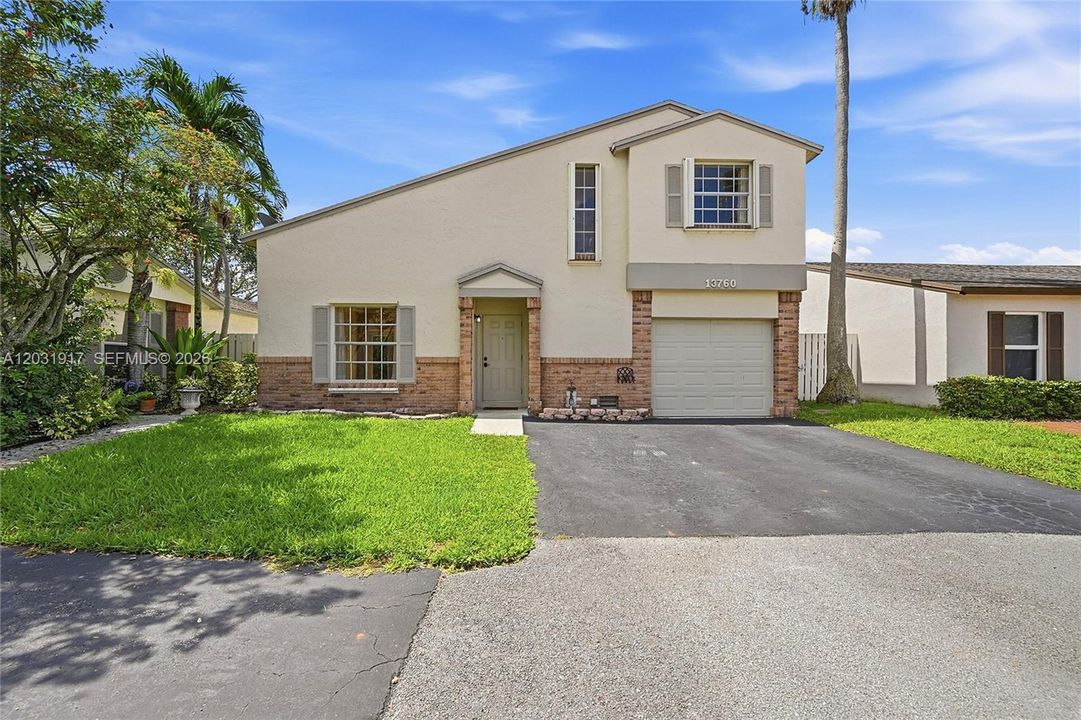 En Venta: $485,000 (3 camas, 2 baños, 1277 Pies cuadrados)
