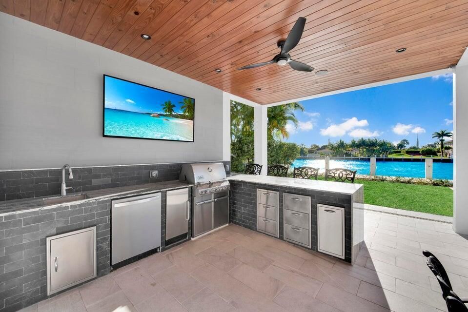 Summer Kitchen