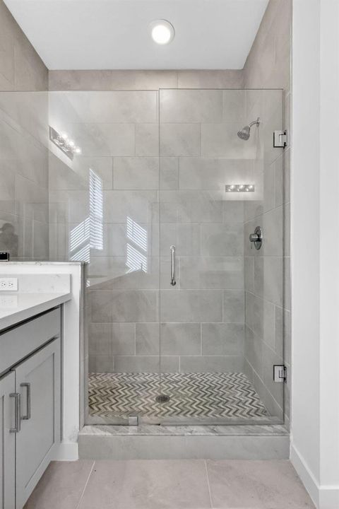 30-web-or-mls-F14A8640