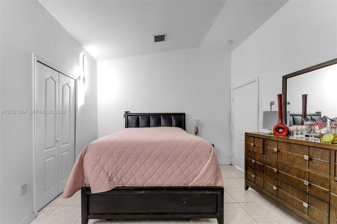 For Sale: $640,000 (3 beds, 2 baths, 1343 Square Feet)