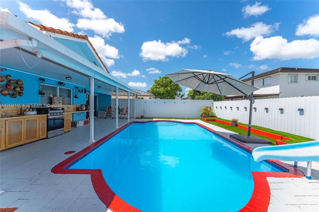 For Sale: $640,000 (3 beds, 2 baths, 1343 Square Feet)