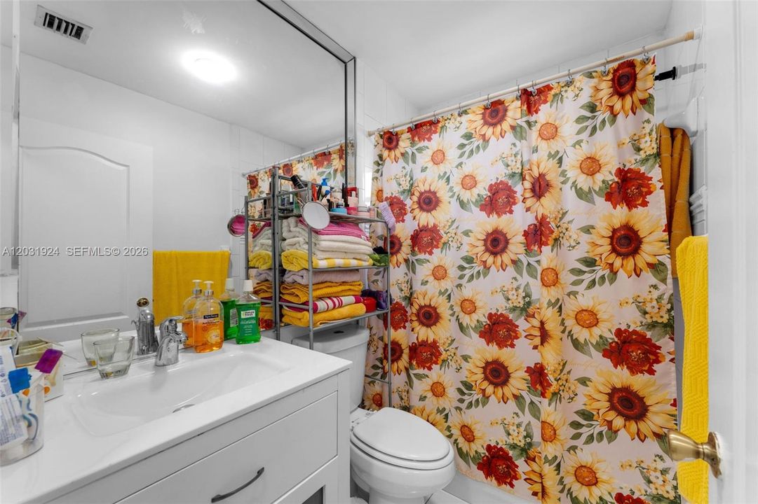 For Sale: $640,000 (3 beds, 2 baths, 1343 Square Feet)