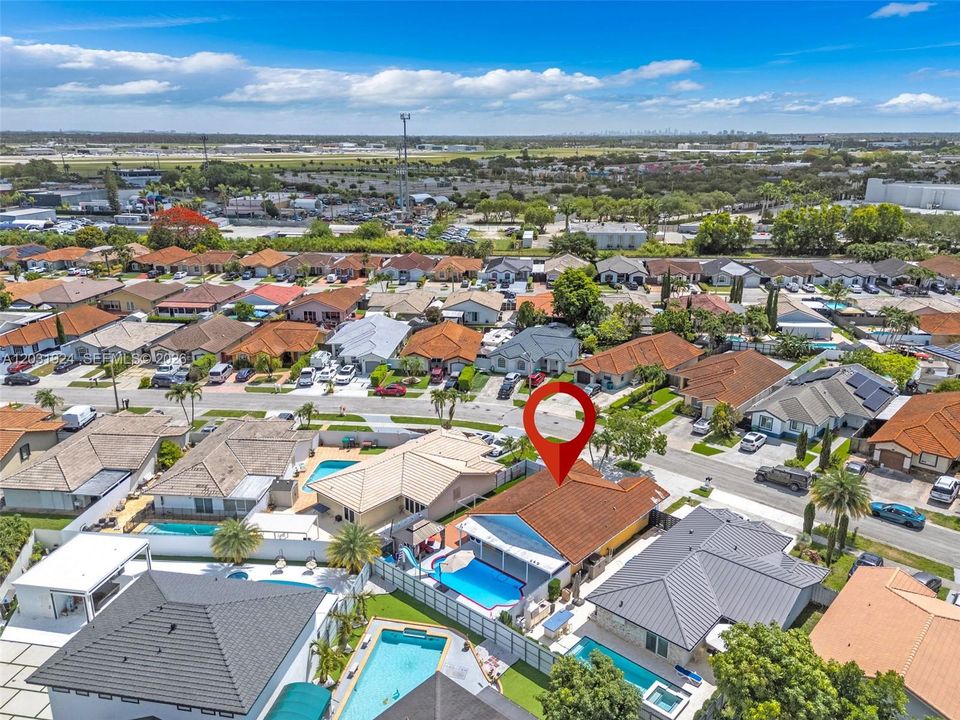 For Sale: $640,000 (3 beds, 2 baths, 1343 Square Feet)