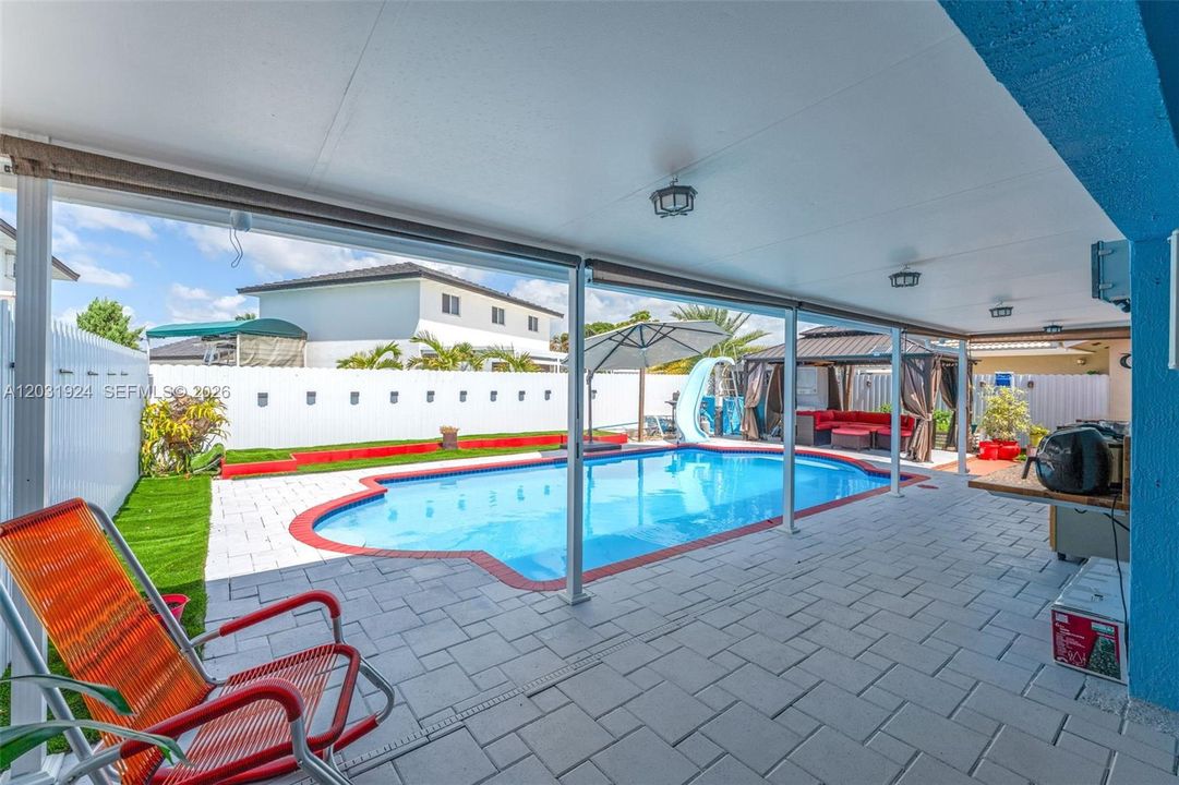 For Sale: $640,000 (3 beds, 2 baths, 1343 Square Feet)