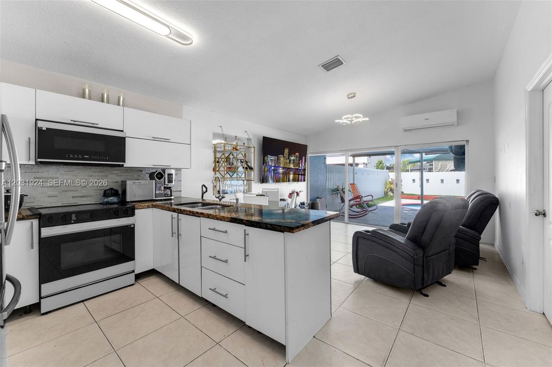 For Sale: $640,000 (3 beds, 2 baths, 1343 Square Feet)