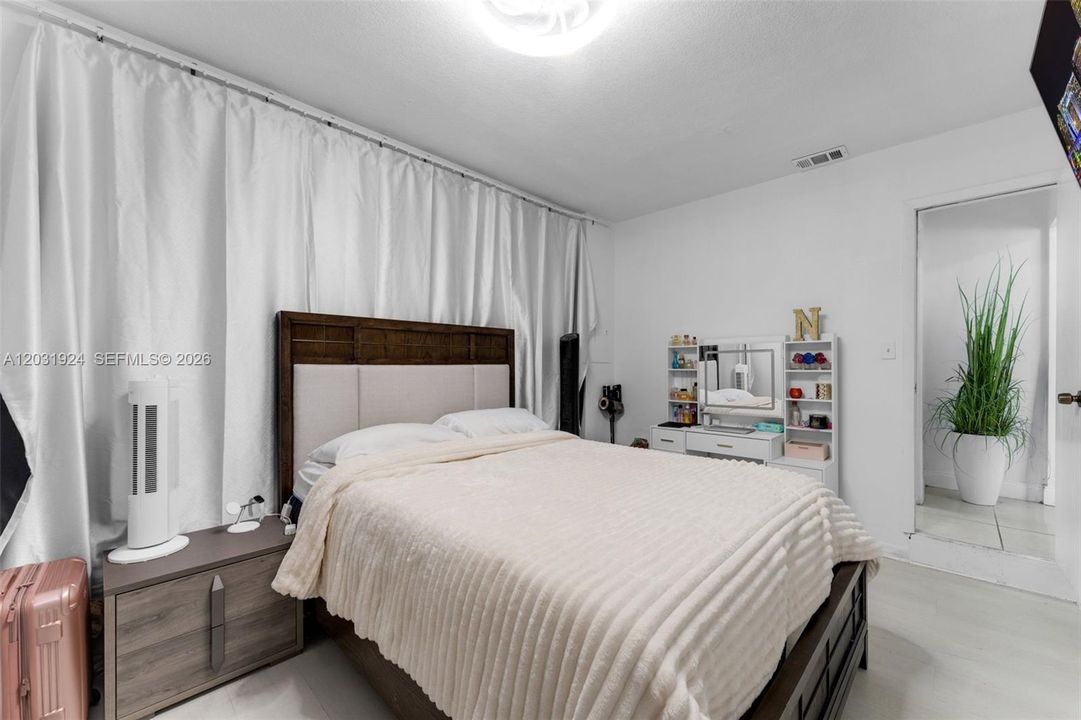 For Sale: $640,000 (3 beds, 2 baths, 1343 Square Feet)