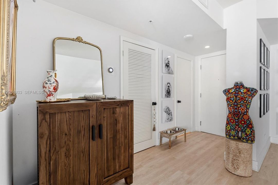 For Rent: $4,400 (2 beds, 2 baths, 1288 Square Feet)