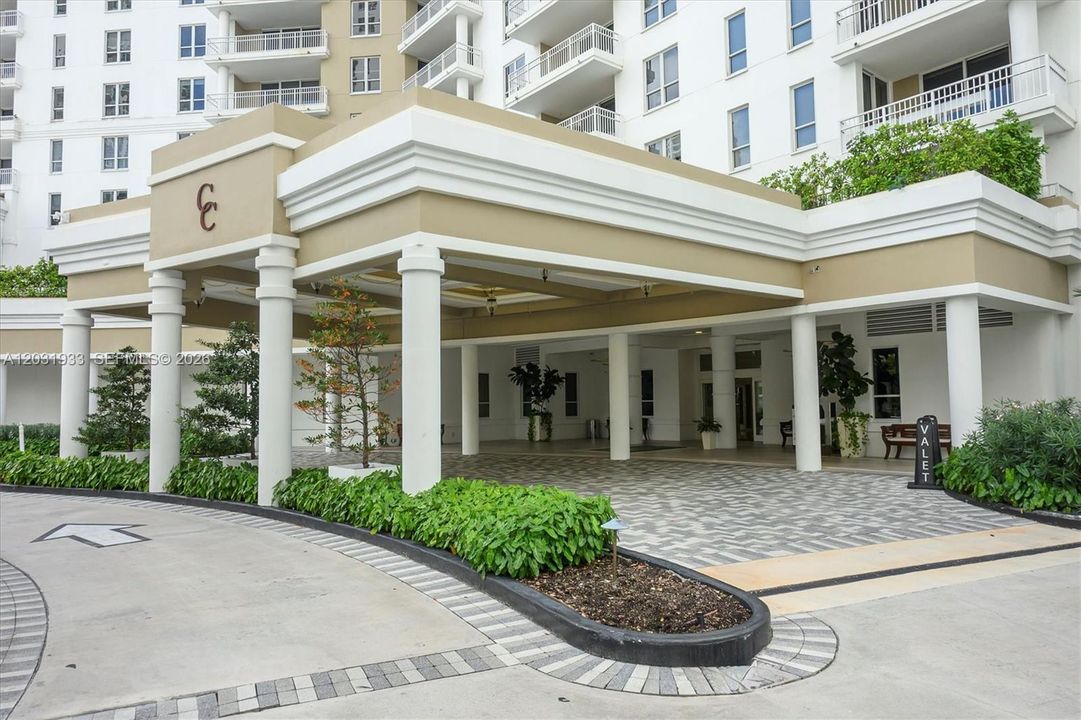 For Rent: $4,400 (2 beds, 2 baths, 1288 Square Feet)