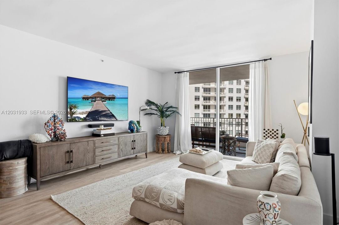 For Rent: $4,400 (2 beds, 2 baths, 1288 Square Feet)
