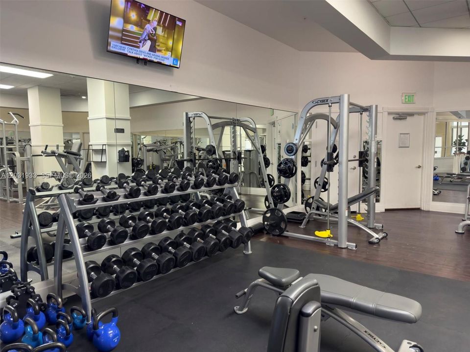 For Rent: $4,400 (2 beds, 2 baths, 1288 Square Feet)