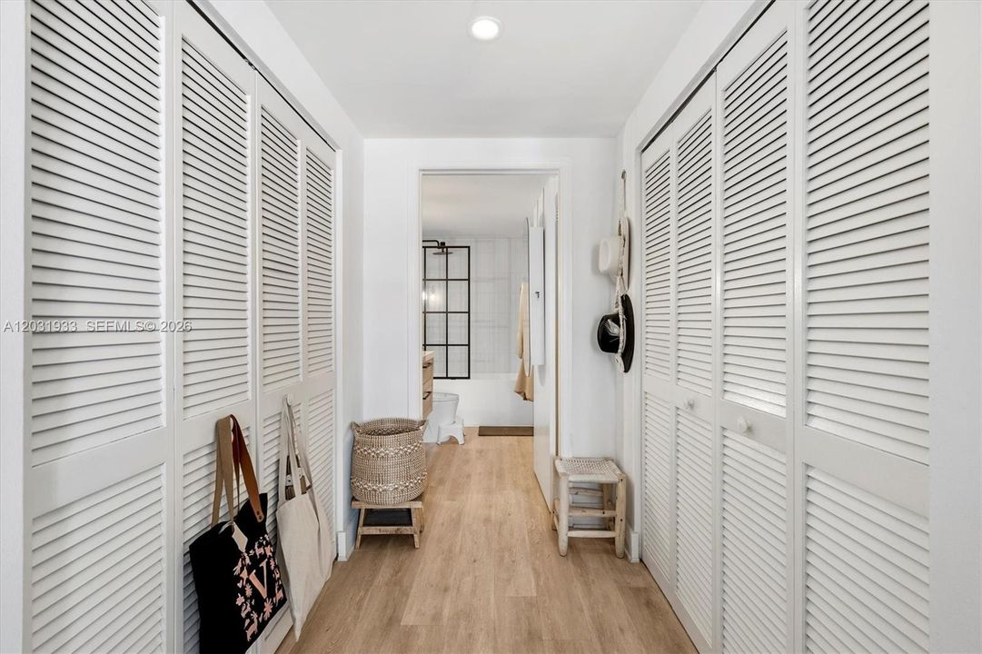 For Rent: $4,400 (2 beds, 2 baths, 1288 Square Feet)
