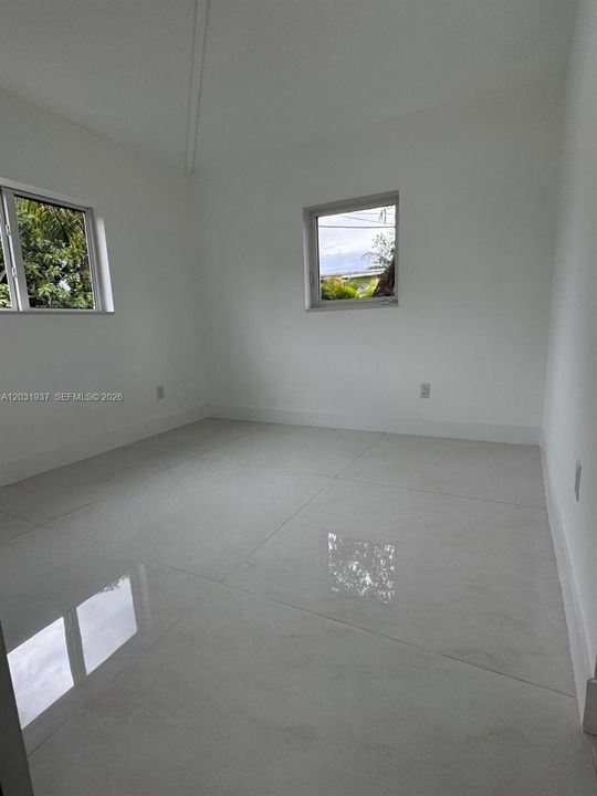 For Rent: $2,995 (3 beds, 2 baths, 1300 Square Feet)