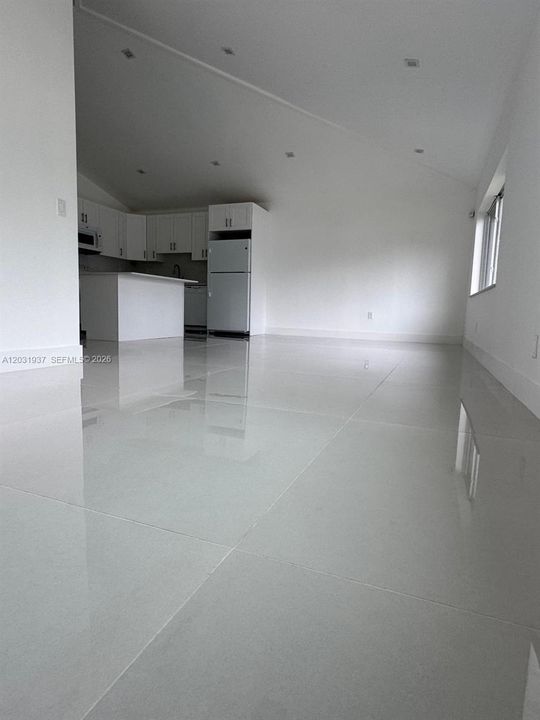 For Rent: $2,995 (3 beds, 2 baths, 1300 Square Feet)