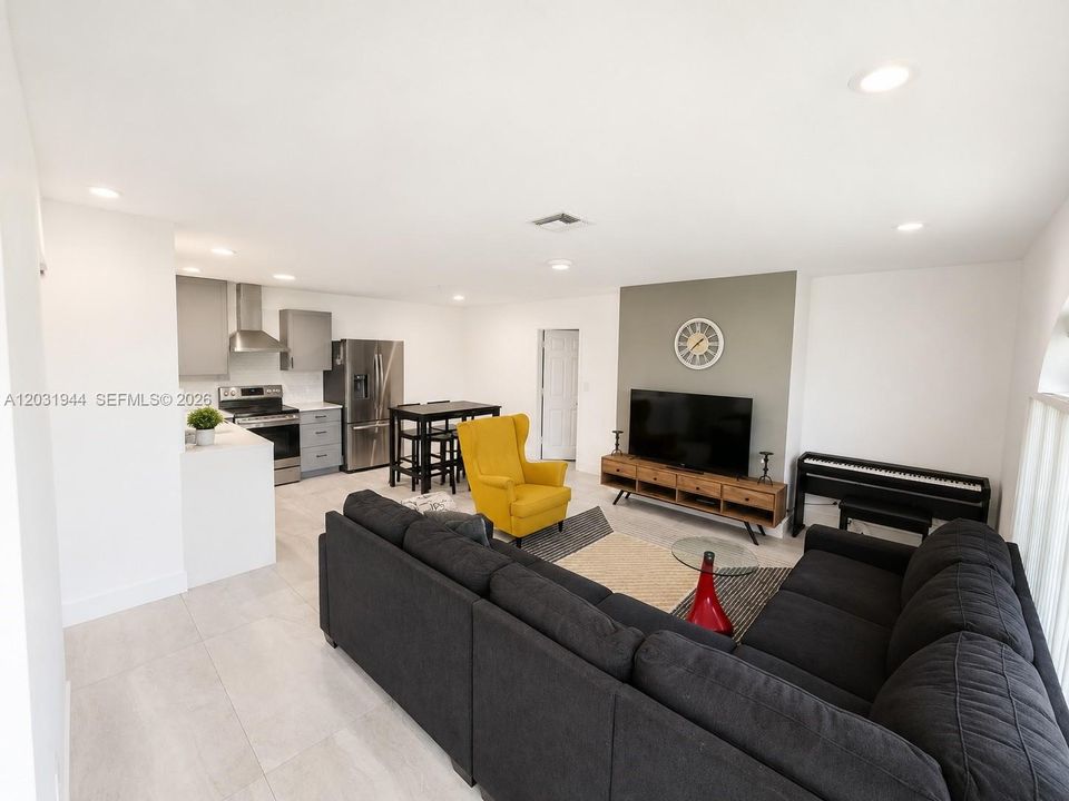 For Sale: $680,000 (0 beds, 0 baths, 1558 Square Feet)