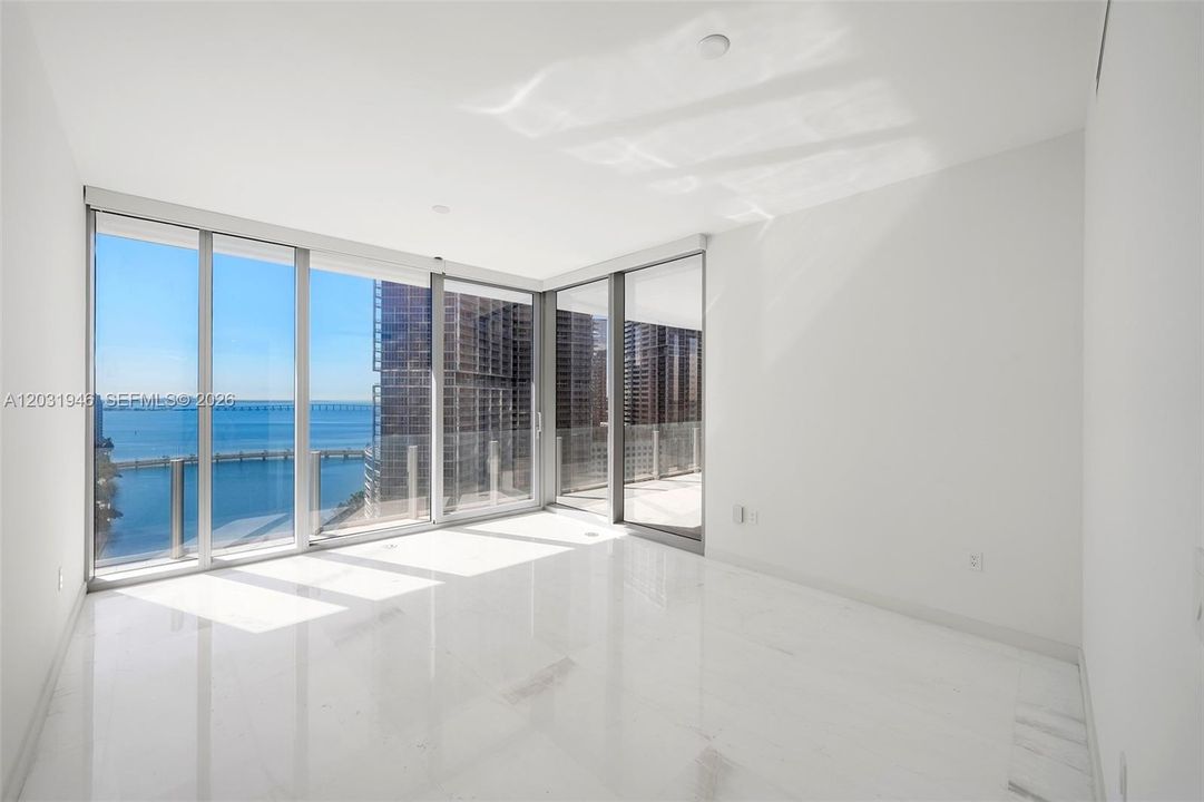 For Sale: $5,095,000 (4 beds, 5 baths, 3536 Square Feet)