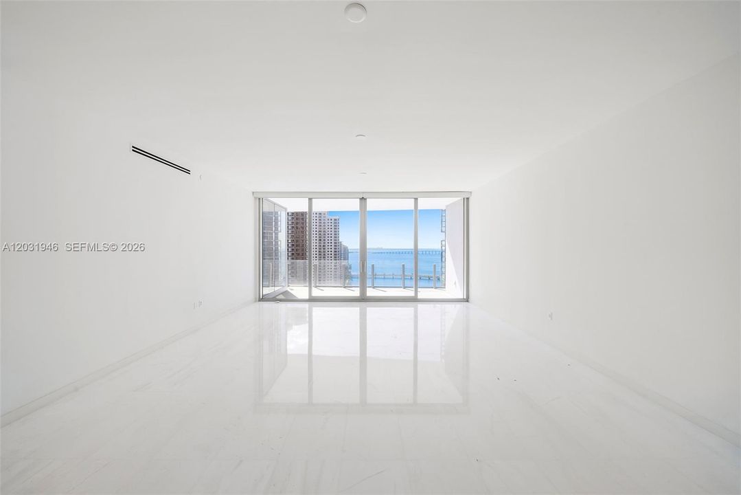 For Sale: $5,095,000 (4 beds, 5 baths, 3536 Square Feet)