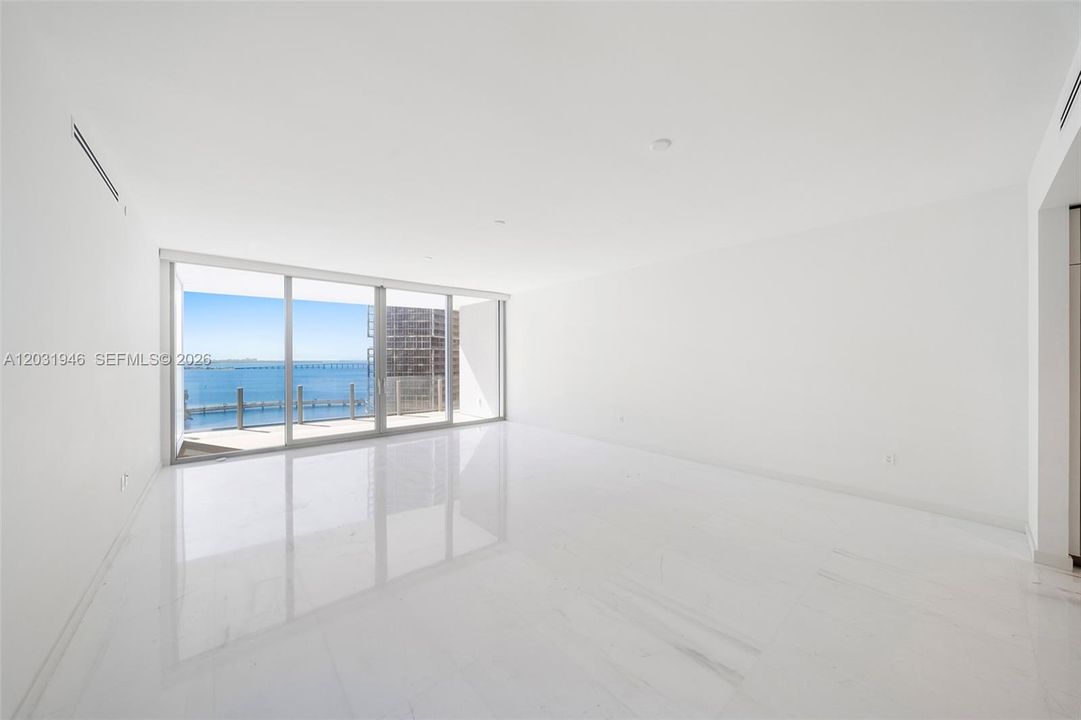 For Sale: $5,095,000 (4 beds, 5 baths, 3536 Square Feet)