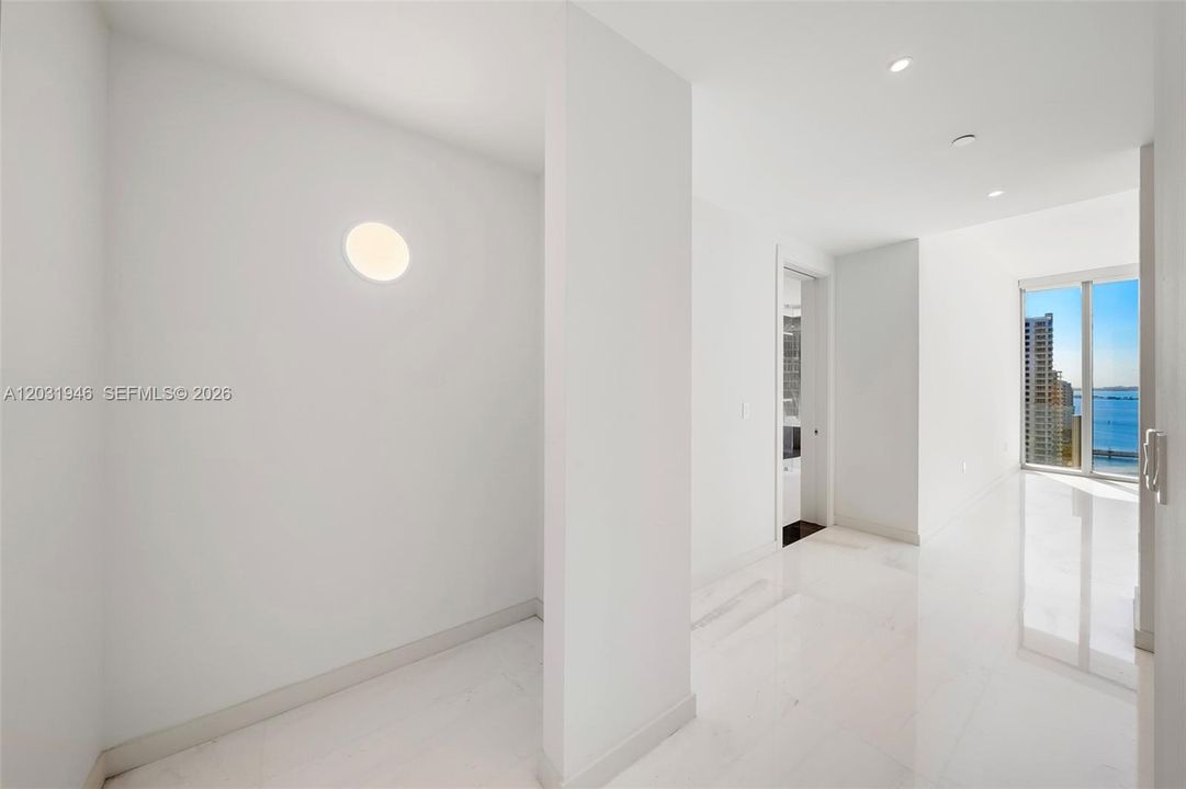 For Sale: $5,095,000 (4 beds, 5 baths, 3536 Square Feet)