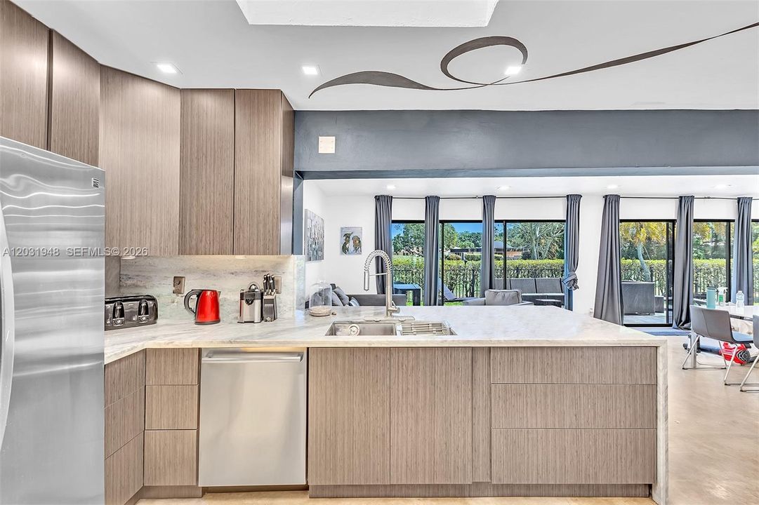 For Rent: $5,000 (4 beds, 3 baths, 2485 Square Feet)
