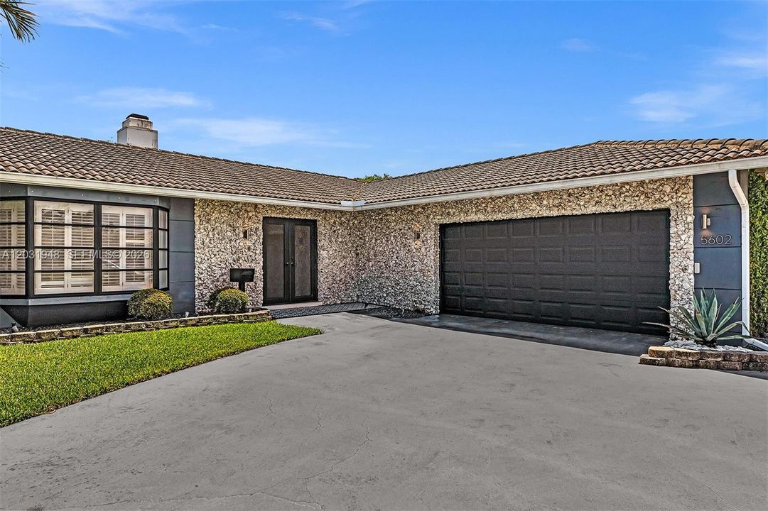For Rent: $5,000 (4 beds, 3 baths, 2485 Square Feet)