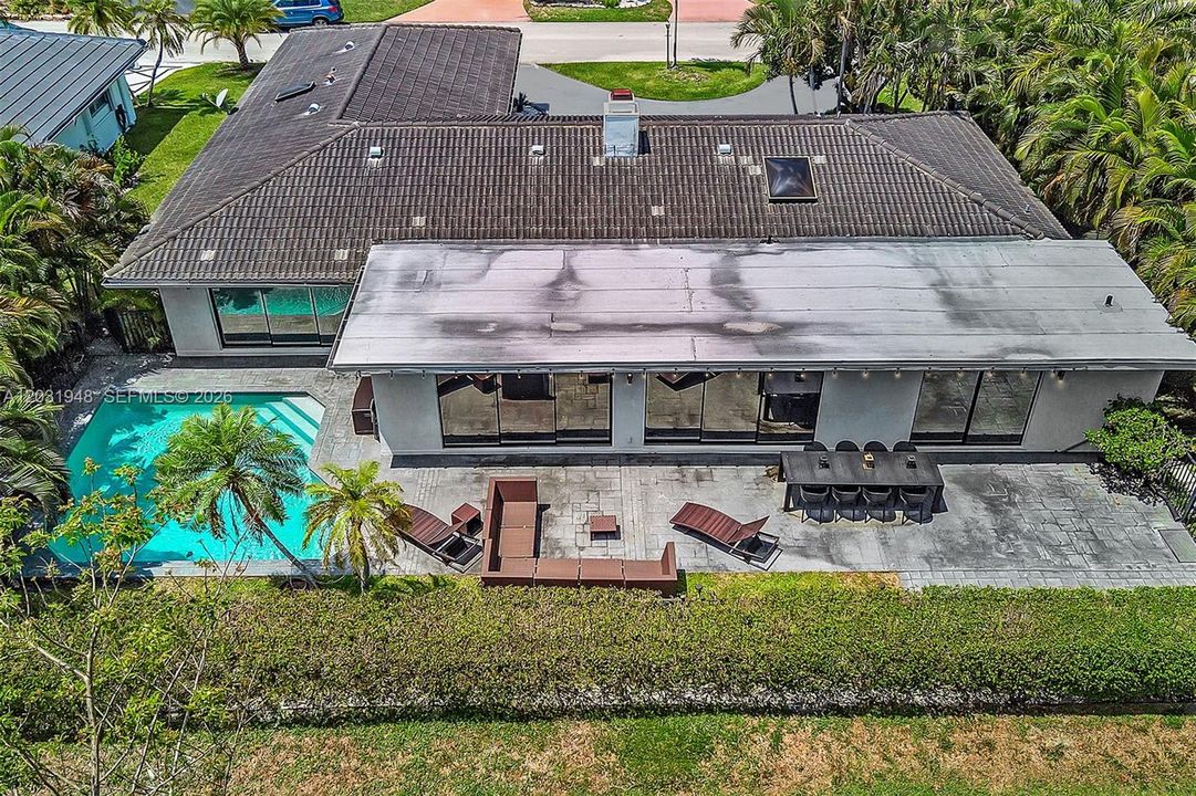 For Rent: $5,000 (4 beds, 3 baths, 2485 Square Feet)