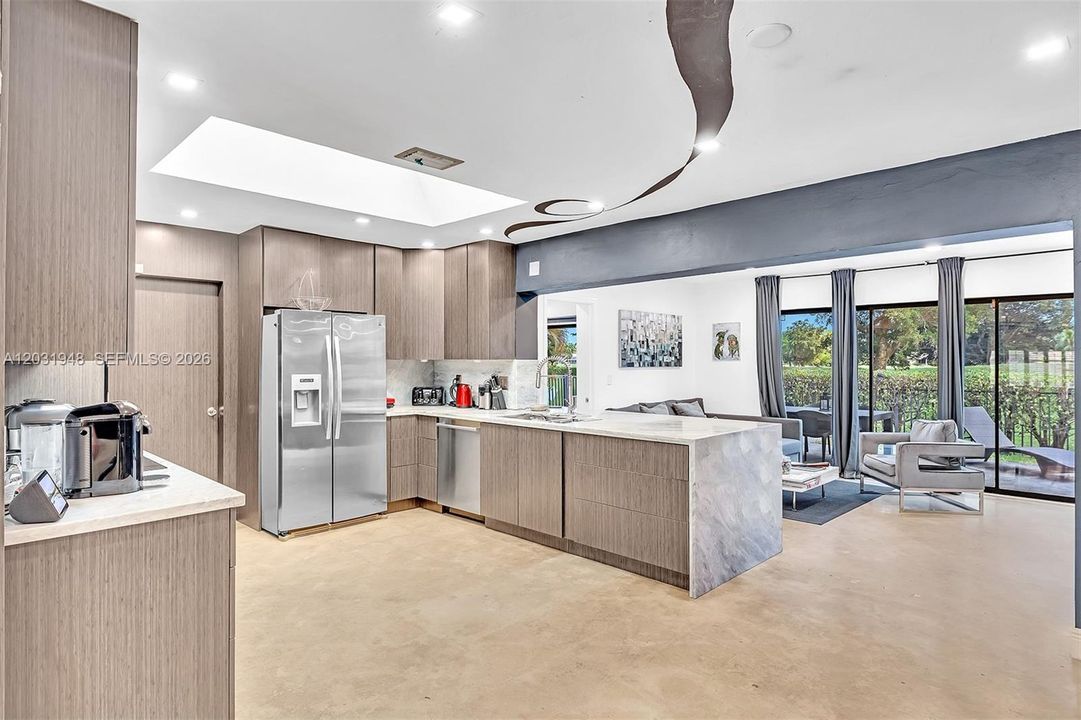 For Rent: $5,000 (4 beds, 3 baths, 2485 Square Feet)