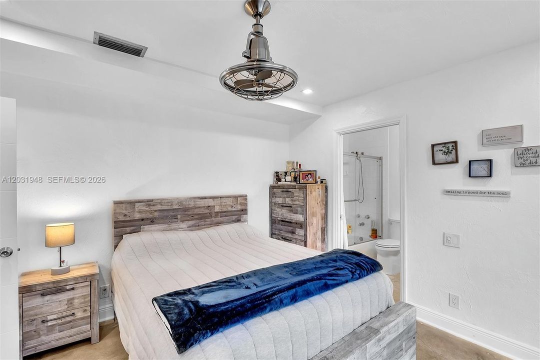 For Rent: $5,000 (4 beds, 3 baths, 2485 Square Feet)