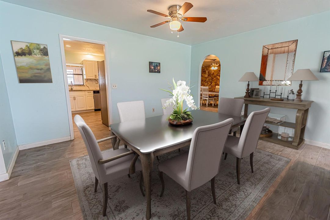 virtually staged - dining